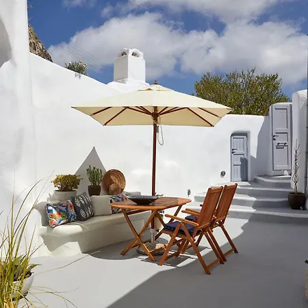 Villa Agalitsa Cave With Garden Courtyard