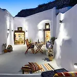 Agalitsa Cave With Garden Courtyard Villa