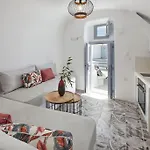 Villa Agalitsa Cave With Garden Courtyard *